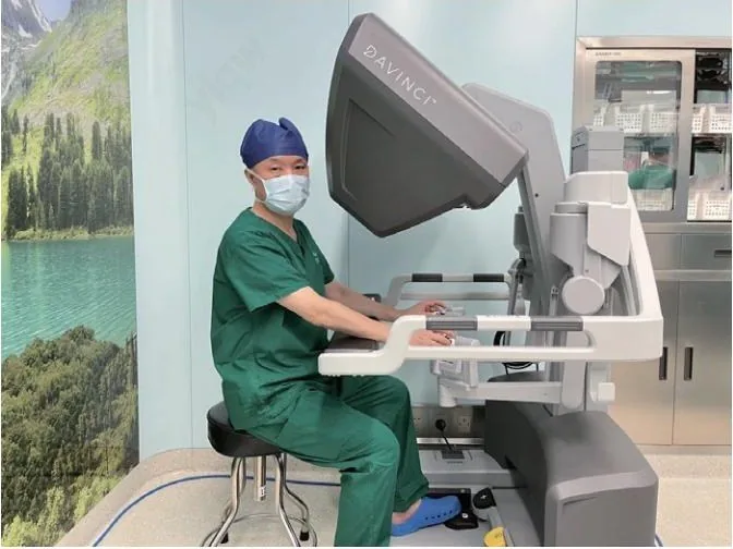 Da Vinci robotic surgery in Urology (official material of Shenzhen Qianhai Taikang Hospital)